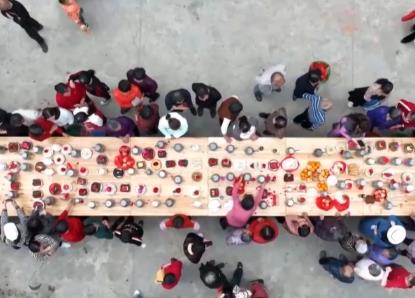 賞美景、看民俗、放風箏、品美食 “花式”消費場景激活經(jīng)濟勃勃生機