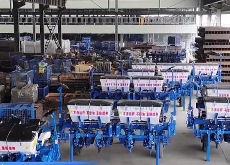 新型農機具高質高效推進春耕生產