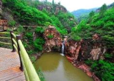 熱門景區(qū)“五一”部分時段門票已售罄，多地延長開放時間