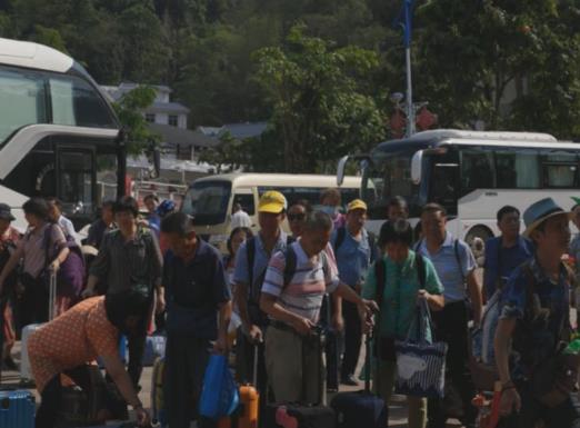 今年以來中老邊境磨憨口岸出入境旅游人員同比增長(zhǎng)919%