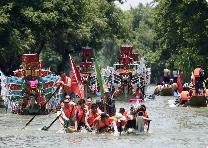 端午假期“新中式”出游項目受關注 龍舟觀賽、漢服妝造均可體驗