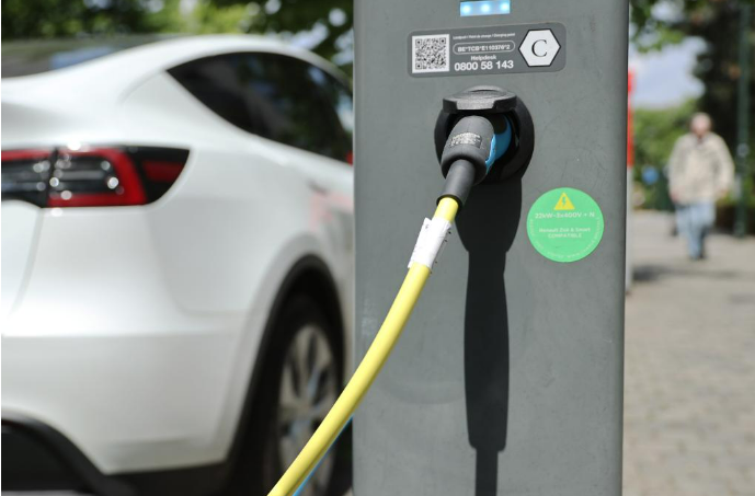 對(duì)中國(guó)電動(dòng)汽車加稅，歐盟算錯(cuò)了賬