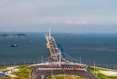 “港珠澳大橋游”開(kāi)通半年游客已達(dá)14.9萬(wàn)人次