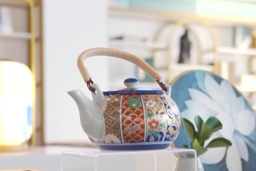 國(guó)潮“出?！眰鬟f中國(guó)外貿(mào)新脈動(dòng)