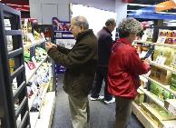 聚焦健康養(yǎng)生 銀發(fā)休閑食品消費成藍(lán)海