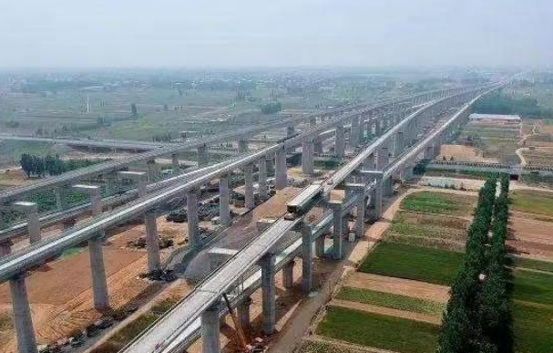 河南省首條獨資建設(shè)的高速鐵路進(jìn)入快速施工階段