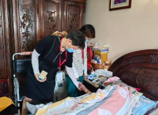 養(yǎng)老照護(hù)新職業(yè)涌現(xiàn)，專業(yè)人才缺口大