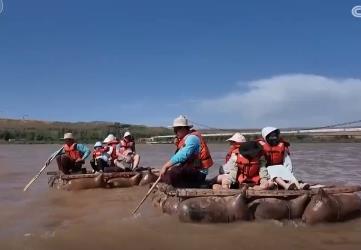 沙漠旅游、低空旅游迅速升溫 “新、奇、特”體驗讓游客直呼過癮