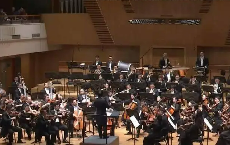 全國文化演出市場熱度不減 交響音樂會、歌舞劇、非遺演出輪番登場