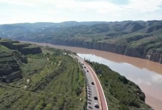 賞月、燈會(huì)、游園……亮點(diǎn)不斷！中秋假期激發(fā)文旅消費(fèi)新動(dòng)能