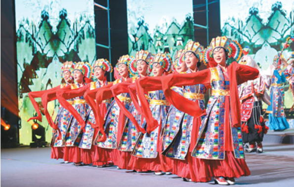 多地為冬游季“啟幕”助力冬游火得早、熱得久