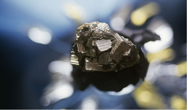 國(guó)內(nèi)發(fā)現(xiàn)億噸級(jí)錳礦 或利好下游多個(gè)細(xì)分行業(yè)