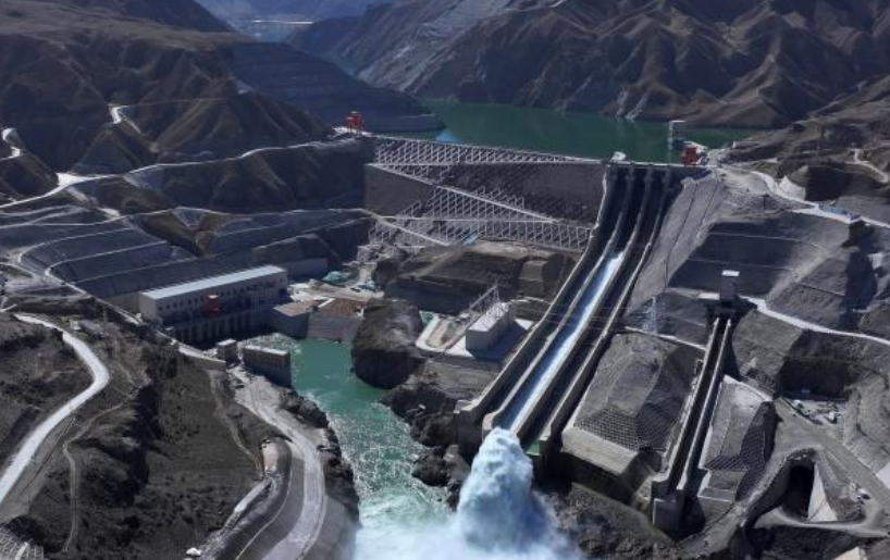 羊曲水電站首臺機組并網(wǎng)發(fā)電