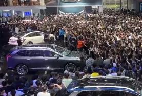 跟上“新”形勢(shì)，年產(chǎn)邁上千萬(wàn)輛！新能源汽車市場(chǎng)智能化爆發(fā)