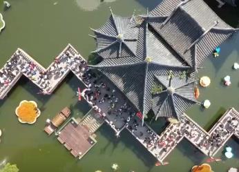 各地花樣文旅活動點燃消費熱情 消費市場持續(xù)回升向好