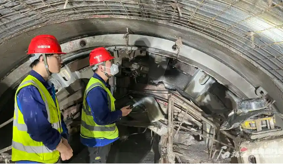 “黨建+企業(yè)文化”引領(lǐng)“世界最長(zhǎng)高速公路隧道”高質(zhì)量建設(shè)