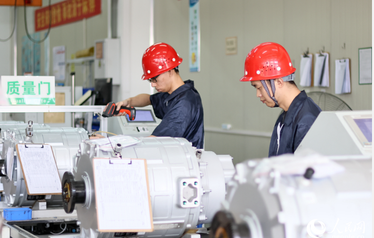 解碼“福建速度”“小而?！痹炀汀翱烨覐?qiáng)”