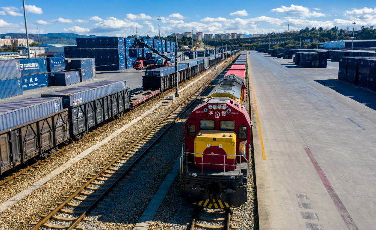 中老鐵路貨物運輸總量突破5000萬噸