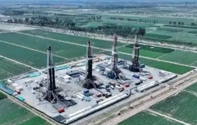 守護(hù)“塞外明珠”--渤海鉆探服務(wù)保障巴彥油田綠色低碳開發(fā)紀(jì)實
