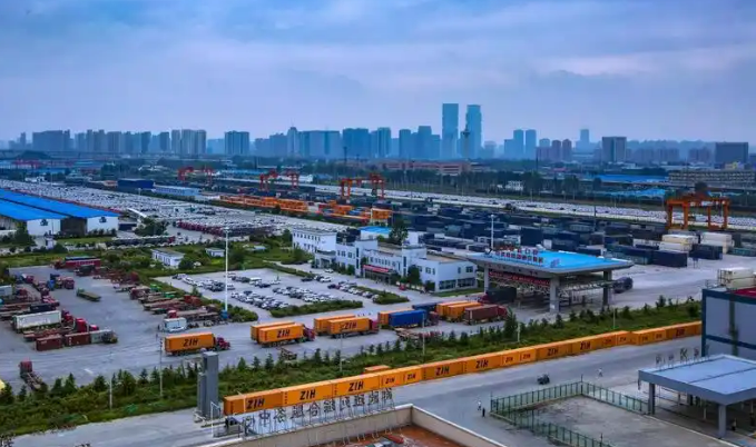 “中歐班列+海鐵聯(lián)運” 中豫港務集團深度融入共建“一帶一路”大格局