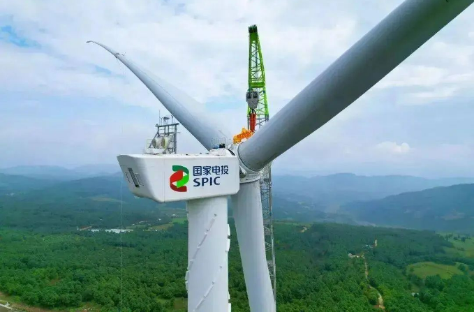 新能源開工規(guī)模創(chuàng)新高 國家電投清潔能源裝機(jī)占比近73%