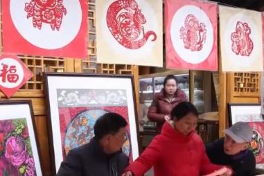 看演出、品美食、賞美景 沉浸式體驗傳統(tǒng)非遺中國年