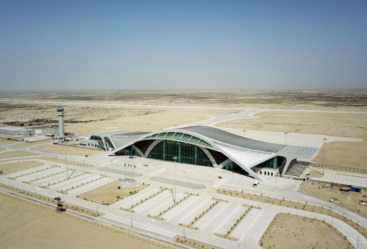 中國援巴基斯坦瓜達(dá)爾新國際機(jī)場正式投運(yùn)