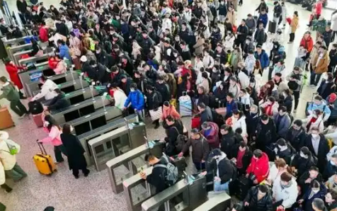 春節(jié)假期跨區(qū)域人員流動(dòng)量超23億人次