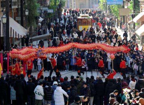 文化煥光彩 出游人次再創(chuàng)新高——文化和旅游部公布2025年春節(jié)假期文化和旅游市場(chǎng)情況