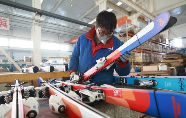 冰雪經(jīng)濟熱度高 創(chuàng)新驅(qū)動裝備產(chǎn)業(yè)持續(xù)升級