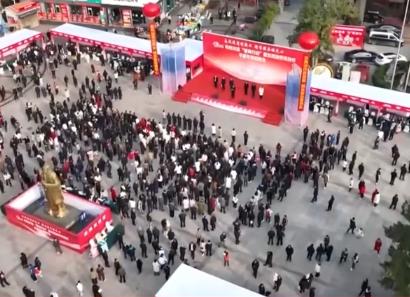 “擼起袖子加油干”！各地開工復產節(jié)奏加快 用工市場“熱火朝天”