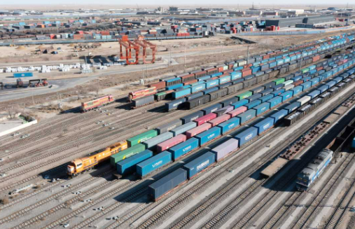 中歐班列中通道累計(jì)接運(yùn)超1.8萬(wàn)列