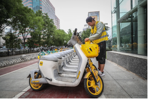 開新能源車、淘二手好物、選小份菜……綠色消費(fèi)成年輕人“心頭好”
