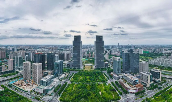 “中華經(jīng)典、世界品牌、時代時尚”河南鄭州將加快建設(shè)國際消費(fèi)中心城市