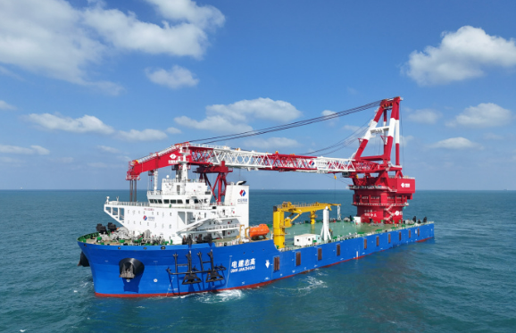 “大力水手”+“深海巨人” 我國(guó)再添海上風(fēng)電安裝利器