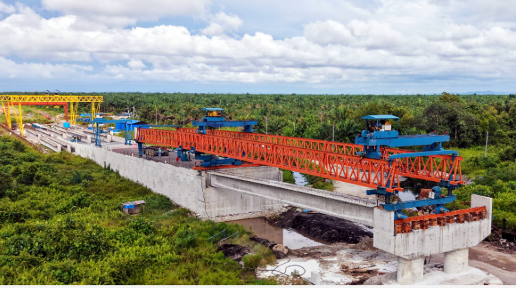 中國中鐵勇爭“開門紅” 唱響奮進(jìn)強音