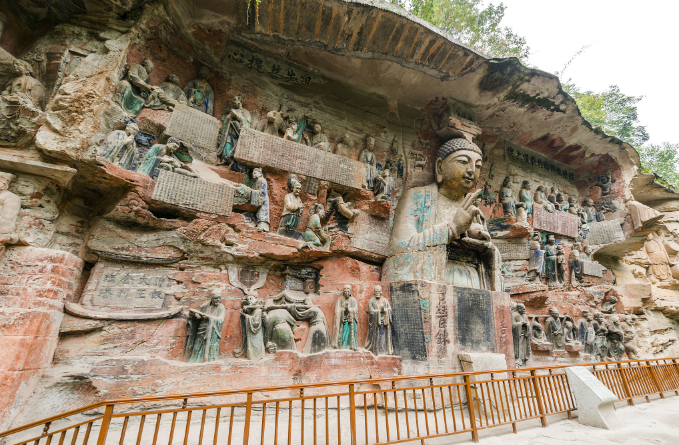 千年石刻綻新韻，大足石刻擘畫2025文旅新藍圖