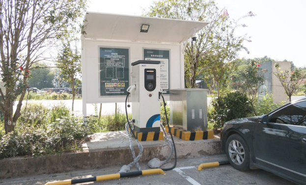 三部門推動(dòng)農(nóng)村地區(qū)改善充電基礎(chǔ)設(shè)施 今年計(jì)劃支持七十五個(gè)試點(diǎn)縣