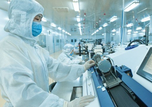 支持民營(yíng)企業(yè)通過(guò)資本市場(chǎng)發(fā)展壯大