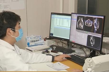 人工智能科學(xué)改變看病就醫(yī) “智”在哪些環(huán)節(jié)，“贏”在哪些項(xiàng)目？