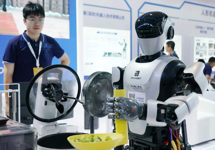 出口增勢強(qiáng)勁 中國機(jī)器人大步走向世界