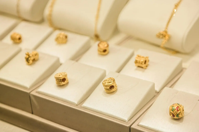 年輕人消費(fèi)“含金量”提升，黃金市場(chǎng)“小而美”產(chǎn)品熱銷
