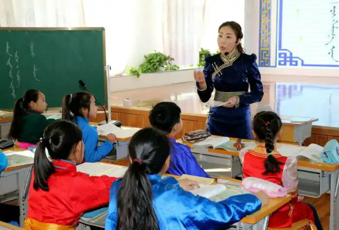 2035年全面建成教育強(qiáng)區(qū) 內(nèi)蒙古部署9項(xiàng)工程30項(xiàng)重點(diǎn)任務(wù)