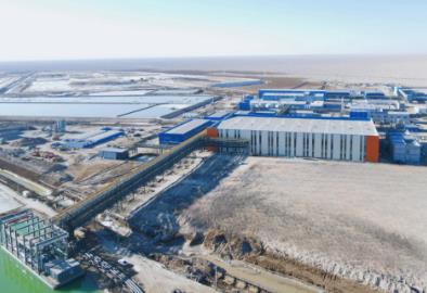 全球首個(gè)鹽湖原鹵吸附項(xiàng)目投料試車