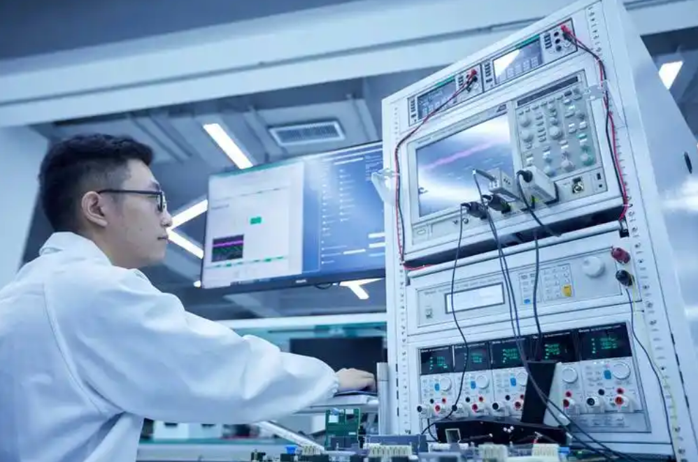 我國工程科技人才隊伍發(fā)展壯大有力支撐高質(zhì)量發(fā)展