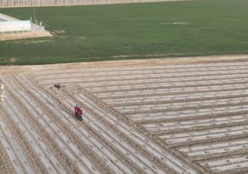 新疆阿瓦提縣：我國長絨棉之鄉(xiāng)春播開啟機(jī)械化作業(yè)