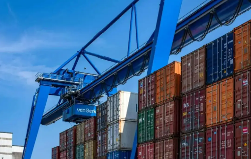 國(guó)務(wù)院關(guān)稅稅則委員會(huì)：調(diào)整對(duì)原產(chǎn)于美國(guó)的進(jìn)口商品加征關(guān)稅措施