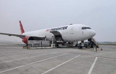 擴大高水平開放 河南不斷密織空中絲綢之路