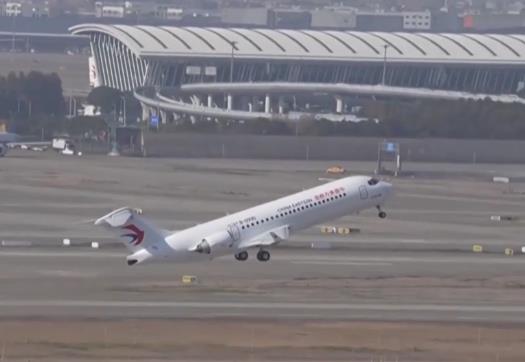 國(guó)產(chǎn)飛機(jī)老撾首航 國(guó)內(nèi)外航線(xiàn)持續(xù)增多