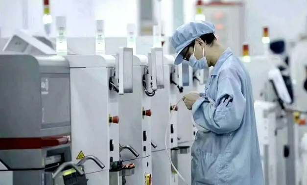 武漢電信攜手烽火通信打造萬(wàn)兆工廠